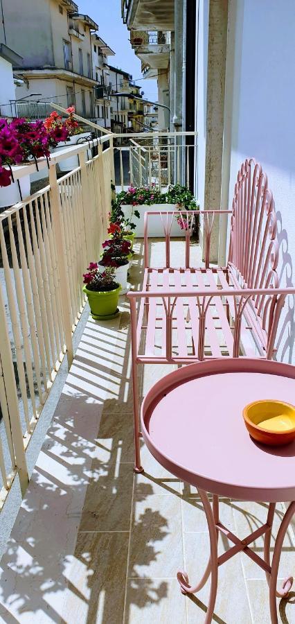 Angela'S Apartment. Elegant Two Bedroom House In Irsina Екстер'єр фото